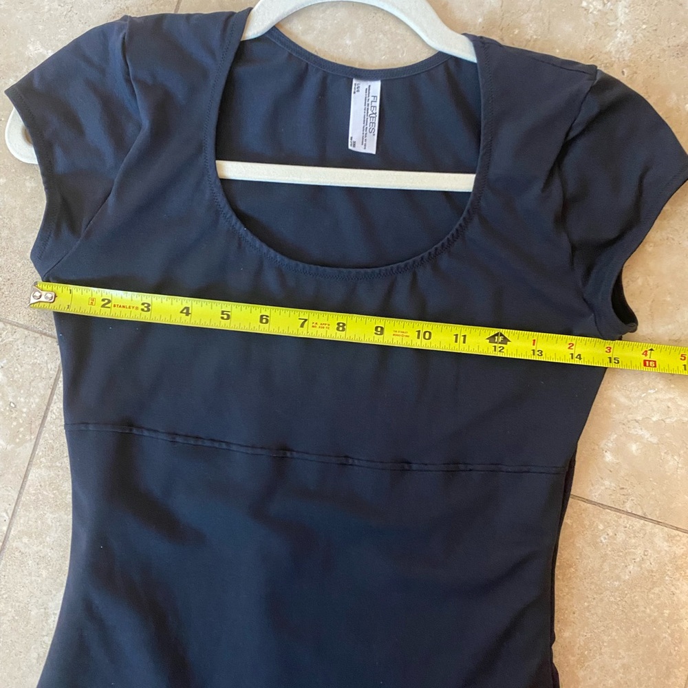 Flexees Compressive Top - Picture 4 of 4